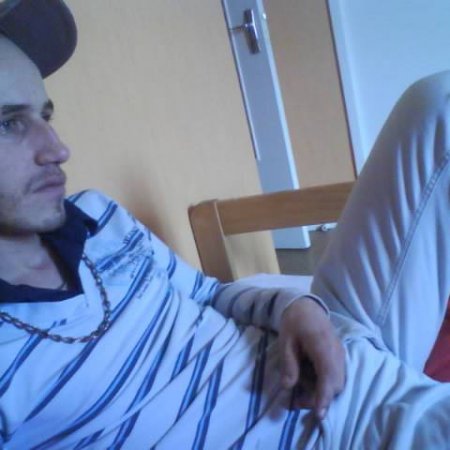 fred8329