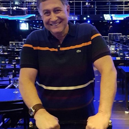 carlos.santibanez747