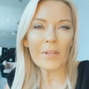 laur57